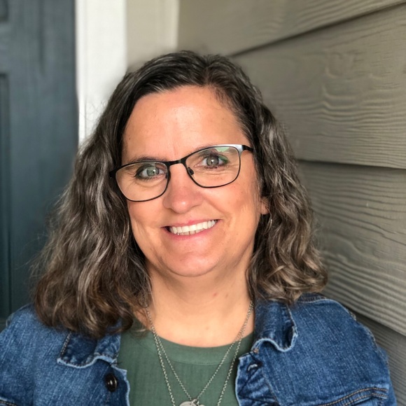 Meet your Posher, Jenifer - Picture 6 of 6